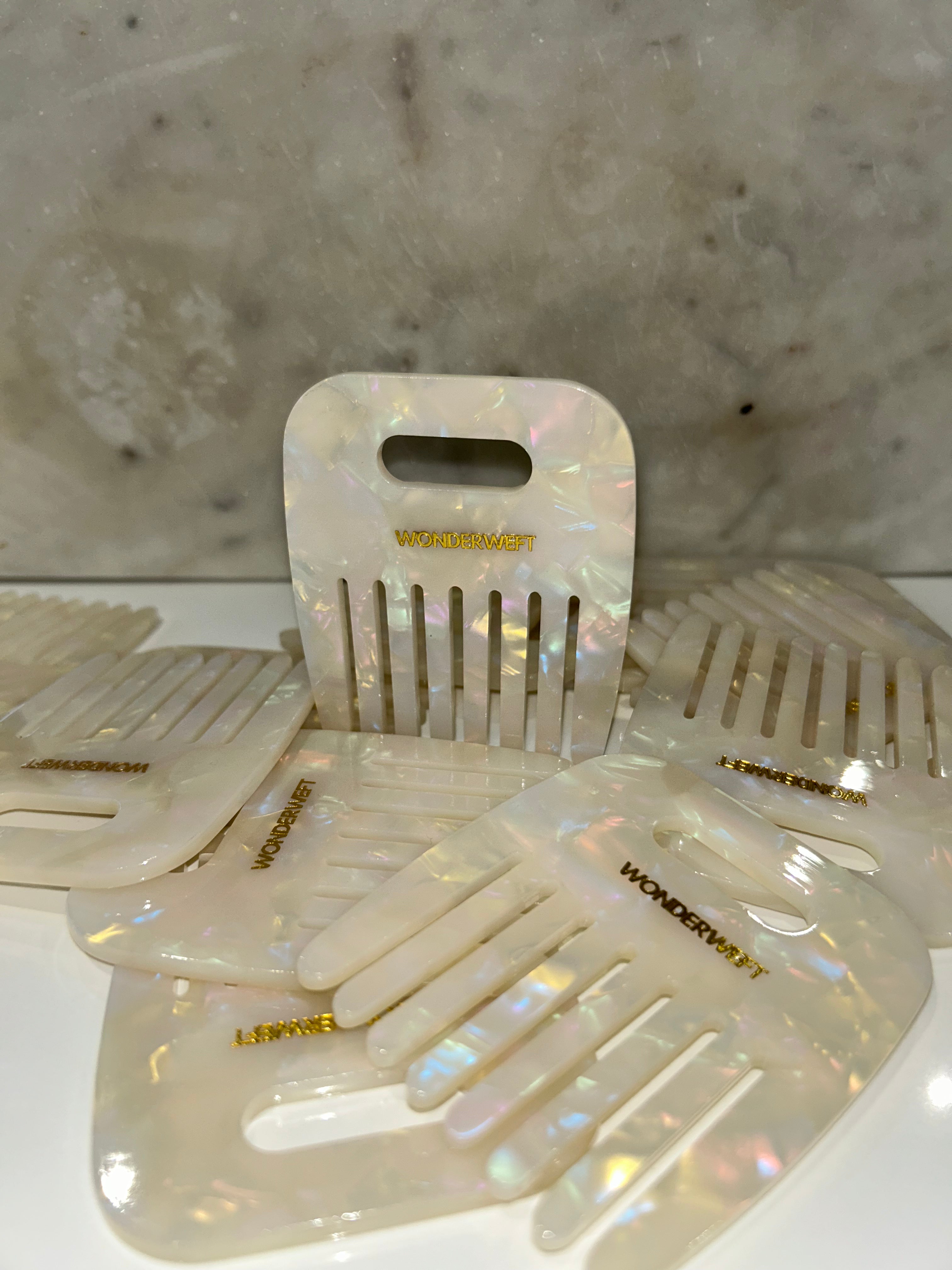 Mini mami comb
